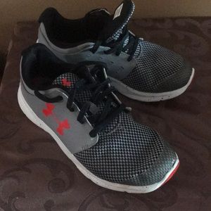 UNDER ARMOUR Boys sneakers